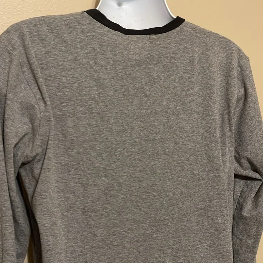 J. CREW V Neck Shirt. Size Large
